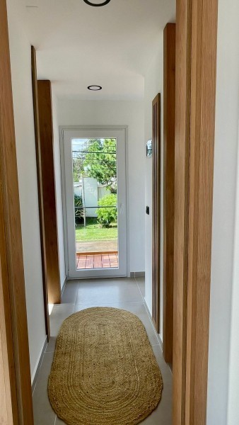 Casa a estrenar en complejo 