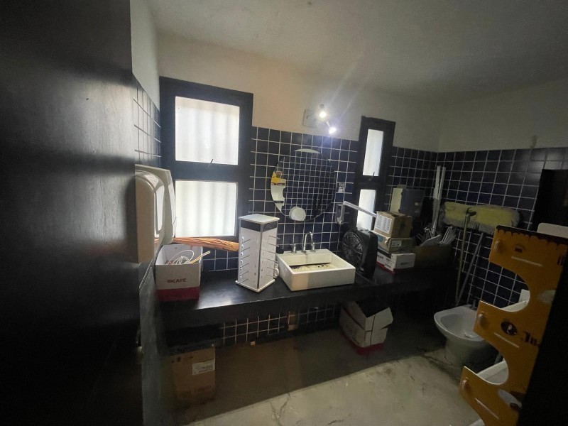 ALQUILER LOCAL COMERCIAL EN CENTRO - ALQUILER $ 195.000
