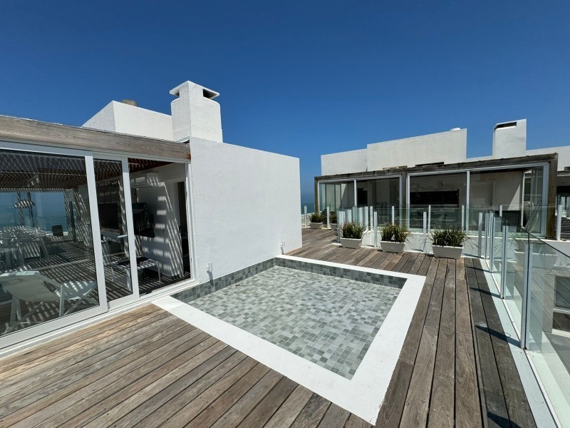 Departamento Penthouse frente al mar