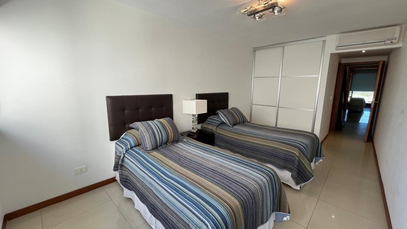 Departamento en alquiler en la brava