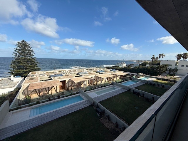Departamento con tres suites en la Barra con vista al mar
