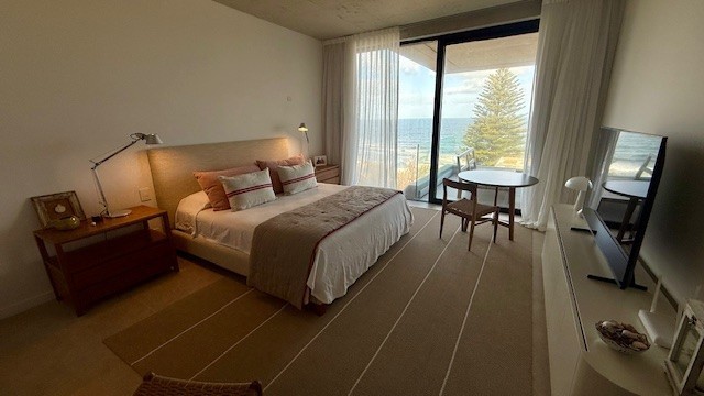 Departamento con tres suites en la Barra con vista al mar