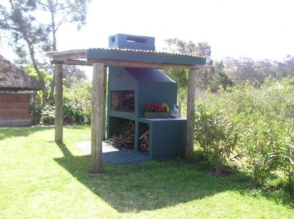 Chalet en alquiler con estilo Colonial a pasitos de todo sobre La Barra.
