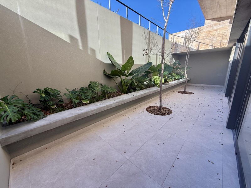 Arte Barra planta jardin con piscina propia