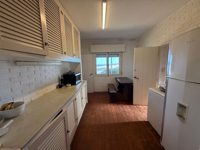 Casa en alquiler sobre la playa en La Posta del Cangrejo