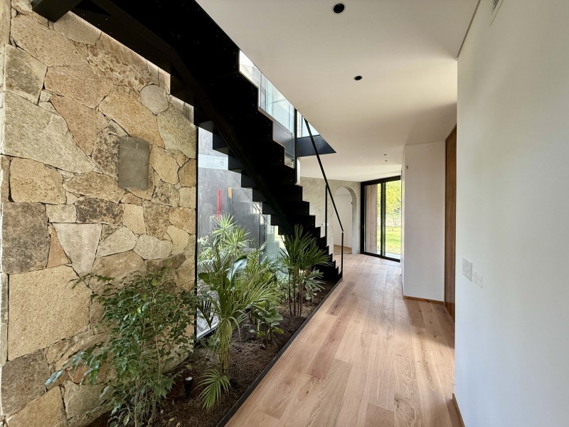 Casa en La Reserva de montoya en alquiler y venta
