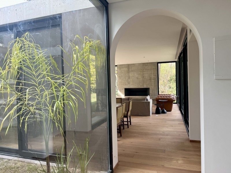 Casa en La Reserva de montoya en alquiler y venta