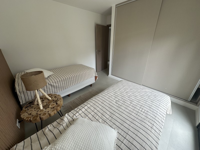 Departamento estilo casa en alquiler