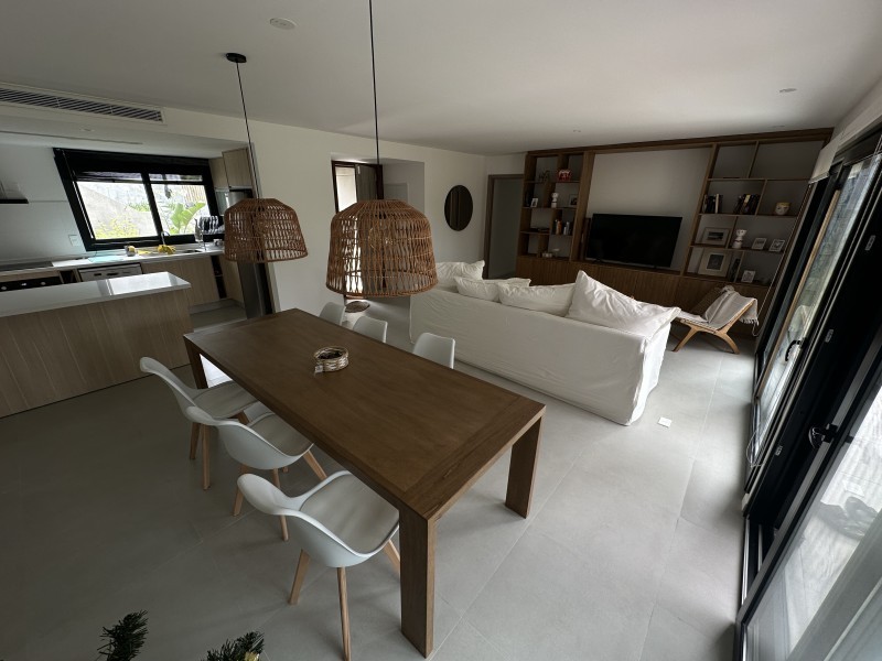 Departamento estilo casa en alquiler