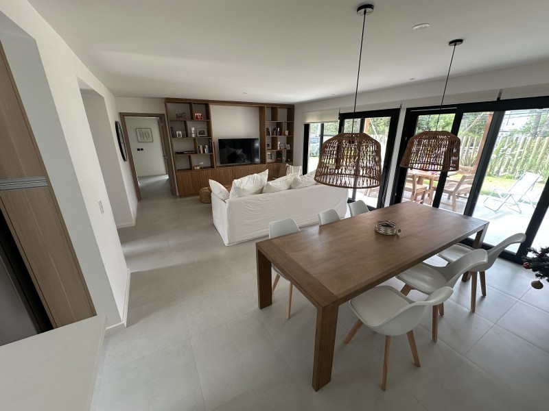 Departamento estilo casa en alquiler