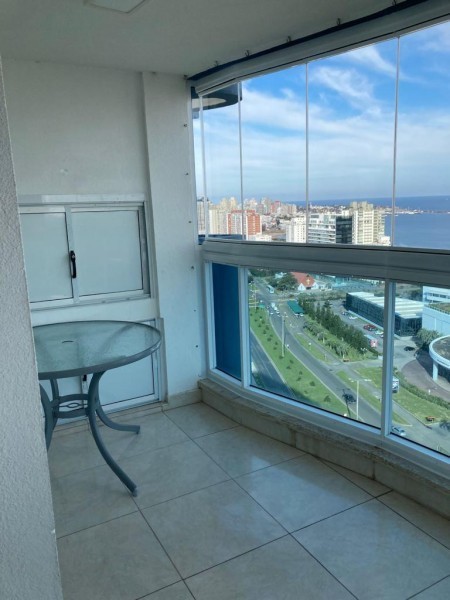 Dpto en Casino Tower con excelente vista al mar 