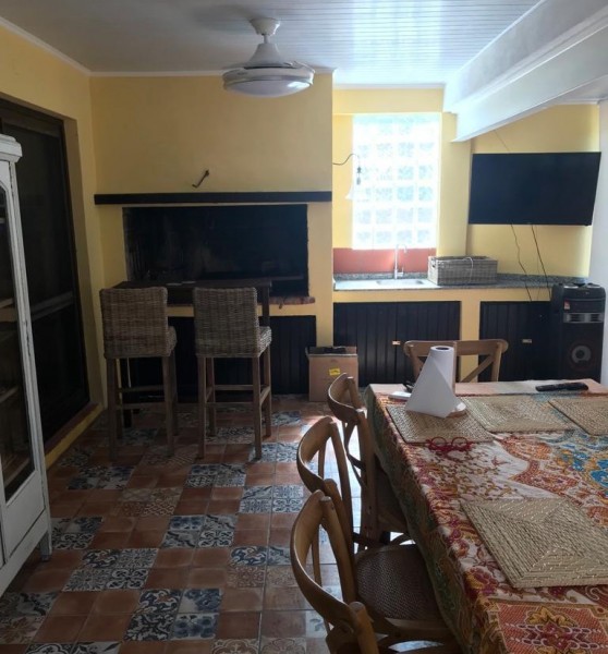 Casa de 4 dormitorios en La Juanita