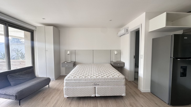 Venta de monoambiente en Punta Ballena 