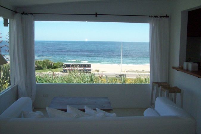 Casa en alquiler a media cuadra del mar en El Chorro