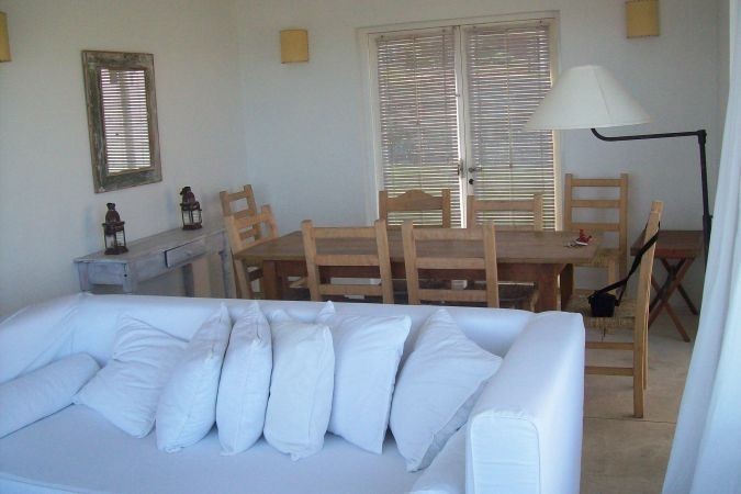 Casa en alquiler a media cuadra del mar en El Chorro