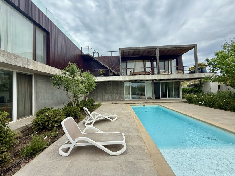 Propiedad en Club del Mar, Jose Ignacio Casa en Club de Mar en alquiler