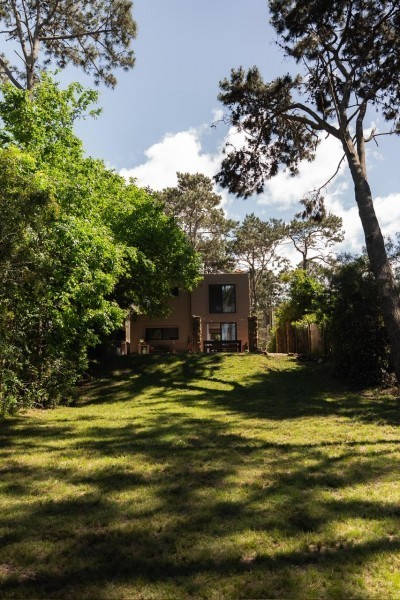 Propiedad en Montoya, La Barra Casa en alquiler en Montoya con vista al mar