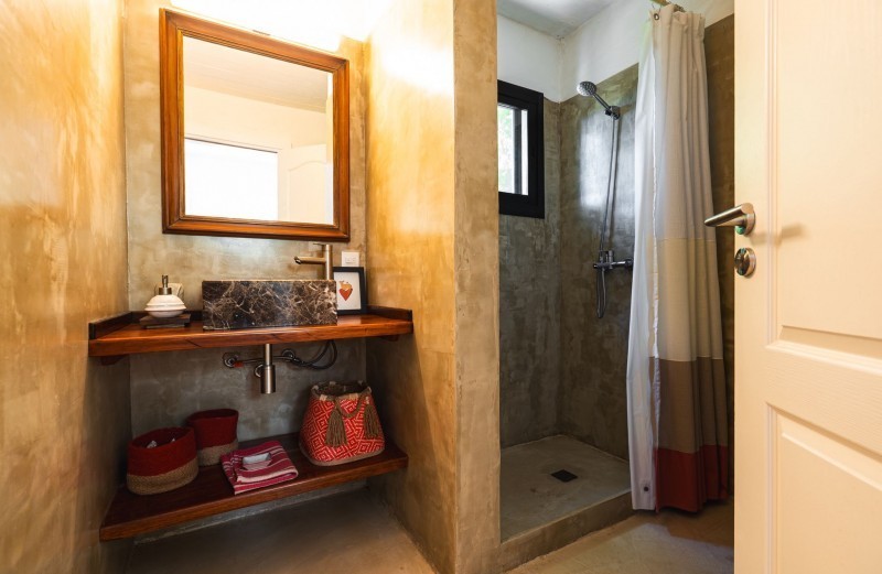 Propiedad en Montoya, La Barra Casa en alquiler en Montoya con vista al mar