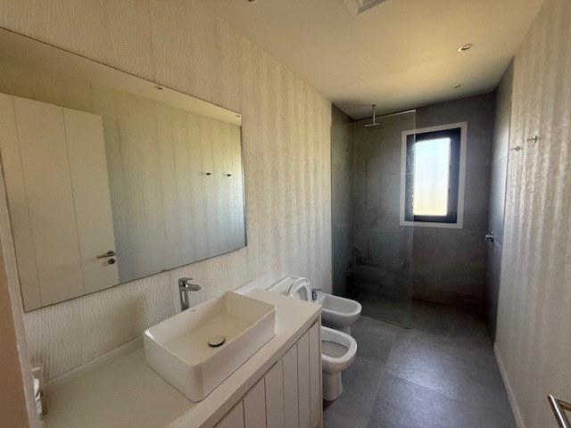 Casa de 4 suites en Puerto Quetzal