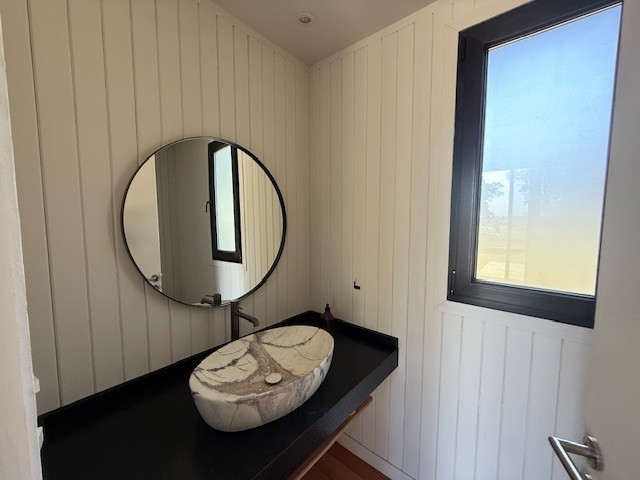 Casa de 4 suites en Puerto Quetzal