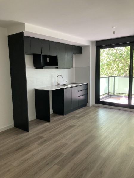 ALQUILER departamento en 8 de octubre