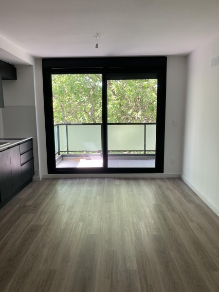 ALQUILER departamento en 8 de octubre