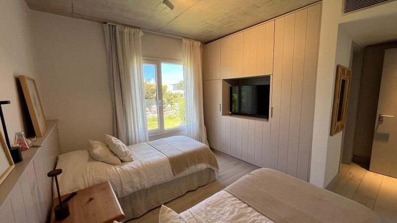 Exclusiva casa en alquiler en Club del Mar