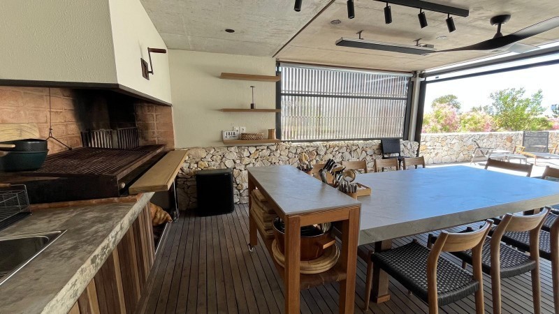 Exclusiva casa en alquiler en Club del Mar