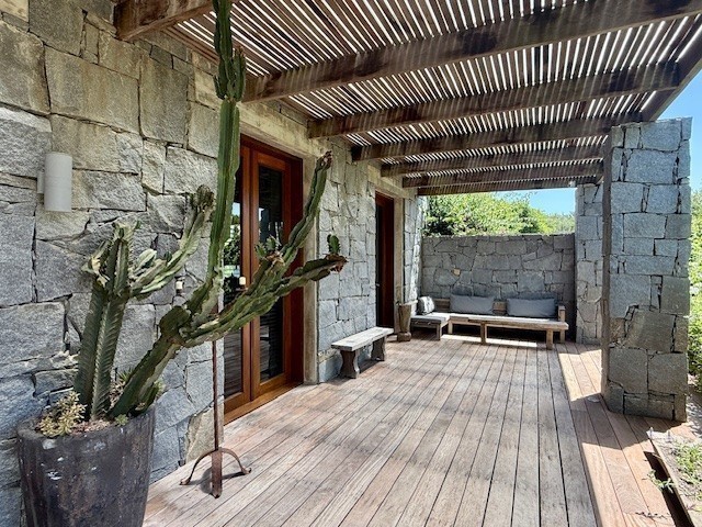 Espectacular chacra en Jose Ignacio con cancha de tenis