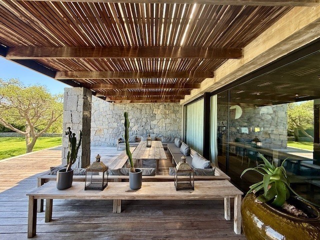 Espectacular chacra en Jose Ignacio con cancha de tenis