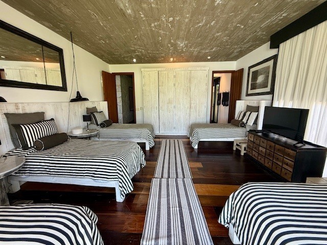 Espectacular chacra en Jose Ignacio con cancha de tenis