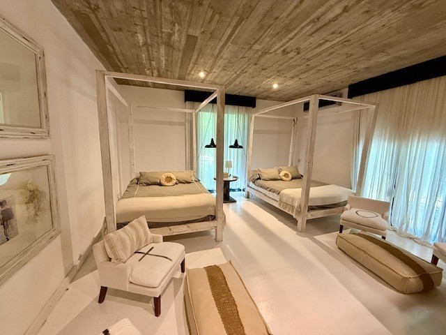 Espectacular chacra en Jose Ignacio con cancha de tenis