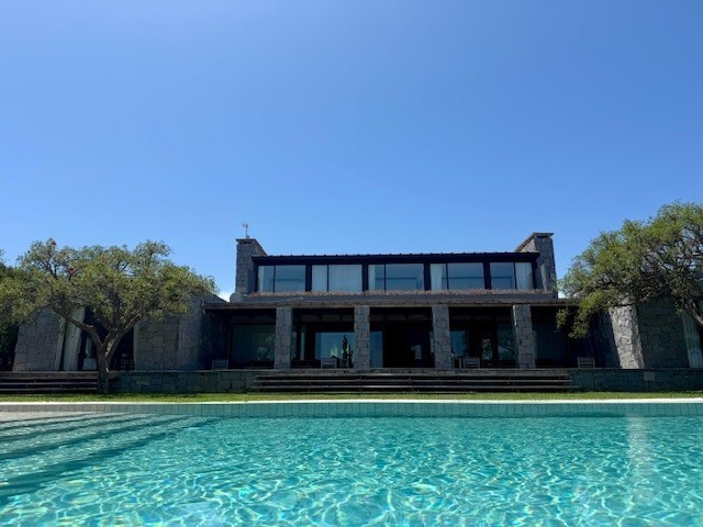 Espectacular chacra en Jose Ignacio con cancha de tenis