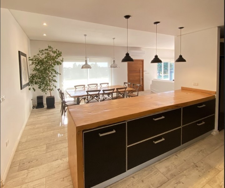 Casa en Barrio Privado en alquiler 