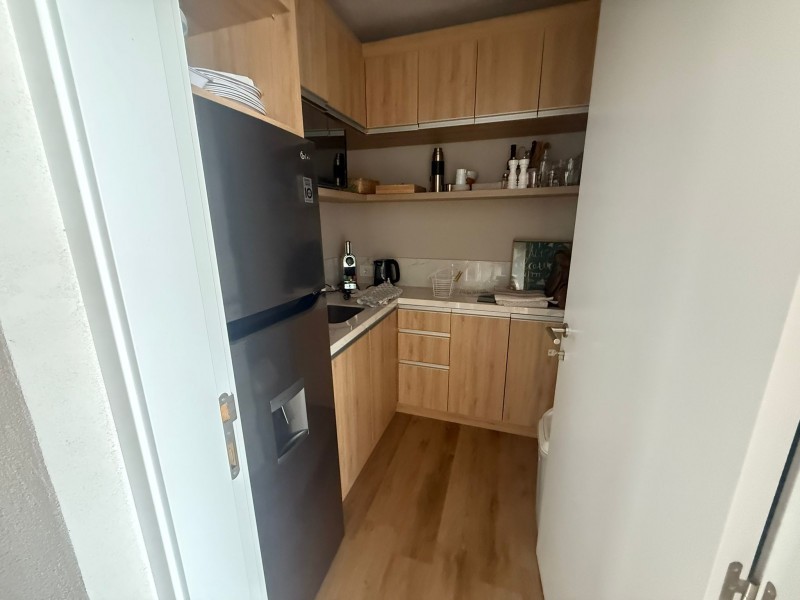 Departamento en alquiler con tres dormitorios en suite