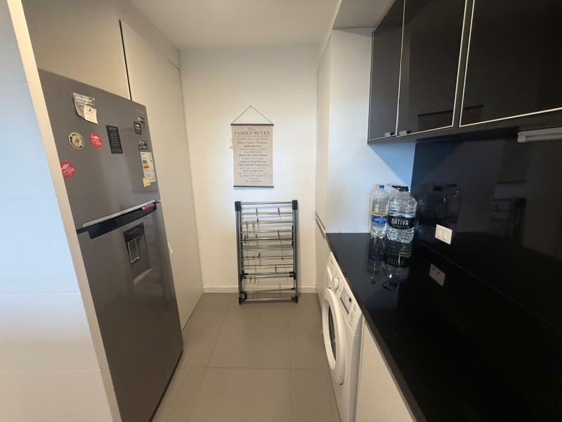 Departamento en alquiler con tres dormitorios en suite