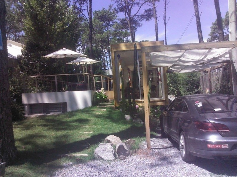 Casa en alquiler con pileta en Montoya, La Barra.
