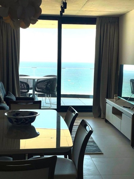 Moderno y cómodo dpto a estrenar en edificio Manglar Brava