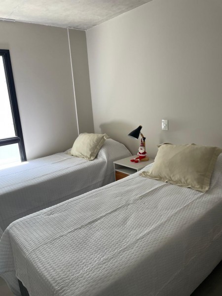 Moderno y cómodo dpto a estrenar en edificio Manglar Brava