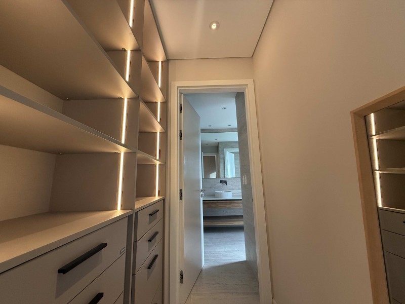 Casa en venta y alquiler en Barrio Privado La Barra