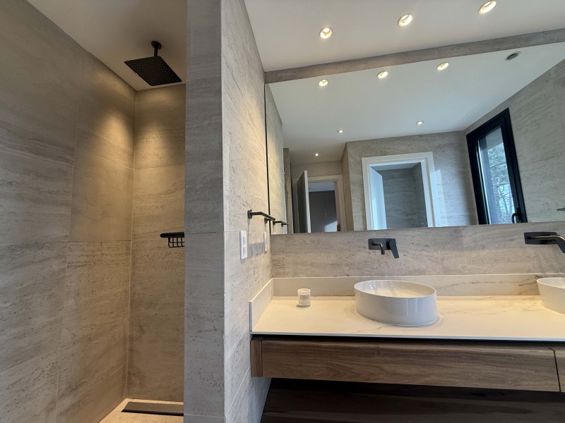 Casa en venta y alquiler en Barrio Privado La Barra