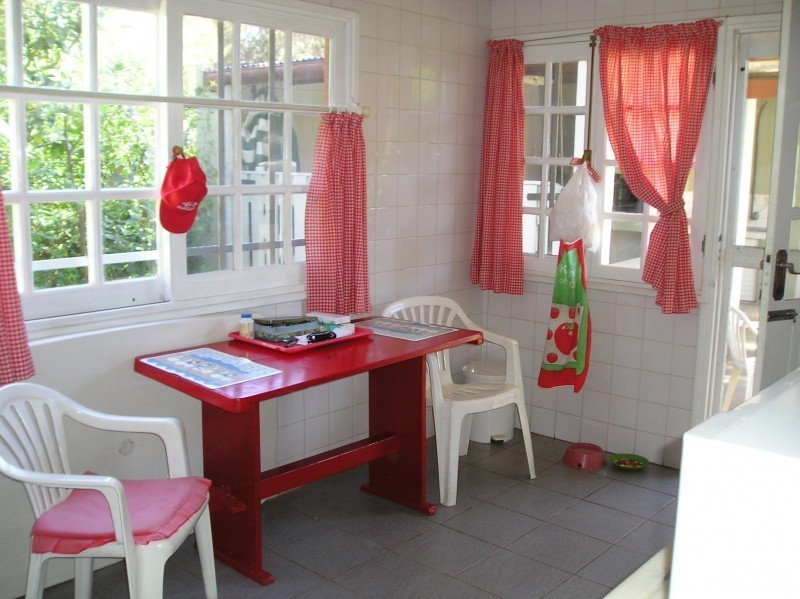 Simpático chalet en alquiler en el centro de La Barra, cerquita de todo