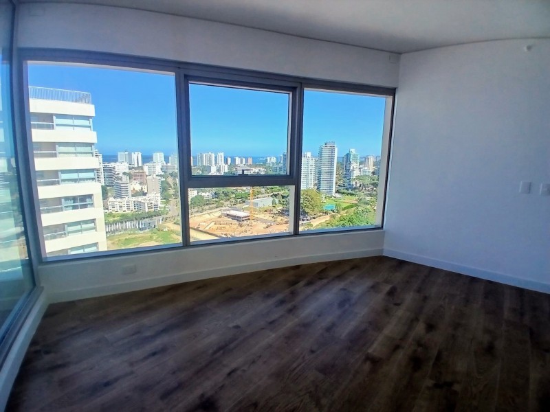 Departamento en Trump, Venta ,Brava,Punta del Este