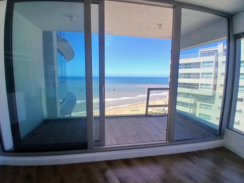 Departamento en Trump, Venta ,Brava,Punta del Este