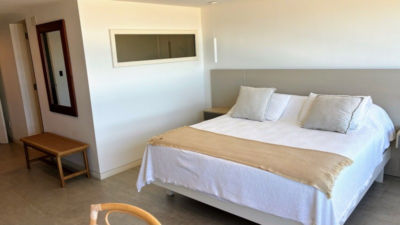 Departamento, 4 dormitorios, Venta ,Brava,Punta del Este