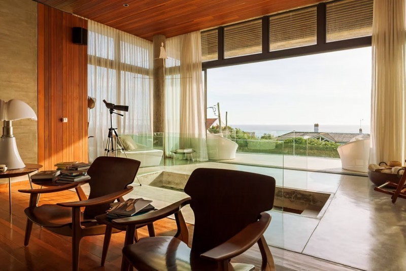 Ici Et La, Arquitectura y Mar