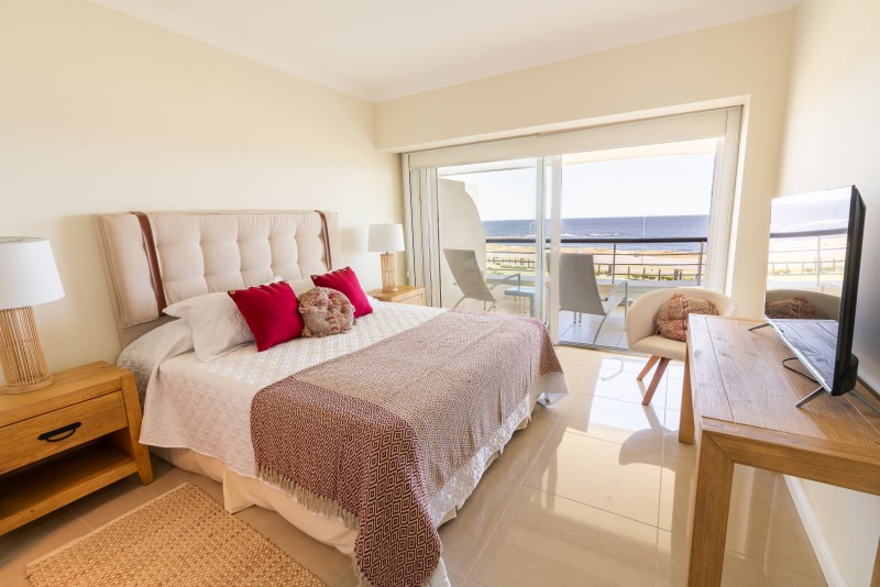 Moderno penthouse en complejo Veramansa 