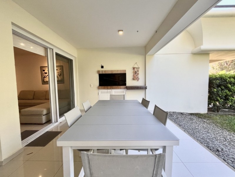 Excelente apartamento a la venta en Greenpark, Solanas