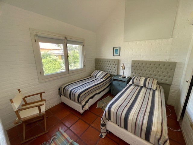 Importante casa en alquiler y venta con vista al mar sobre Montoya, La Barra.