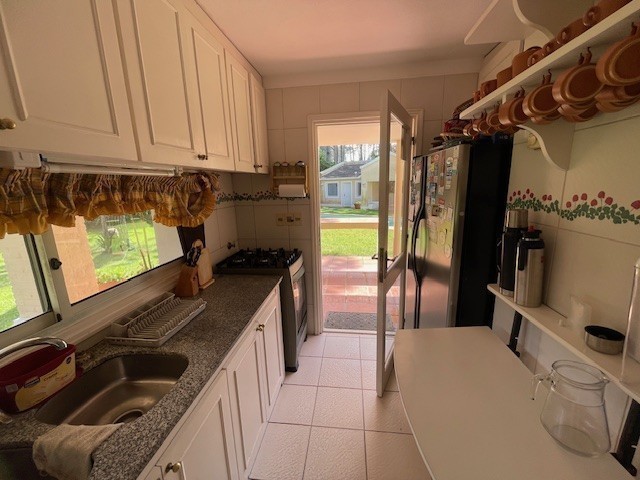 Importante casa en alquiler y venta con vista al mar sobre Montoya, La Barra.